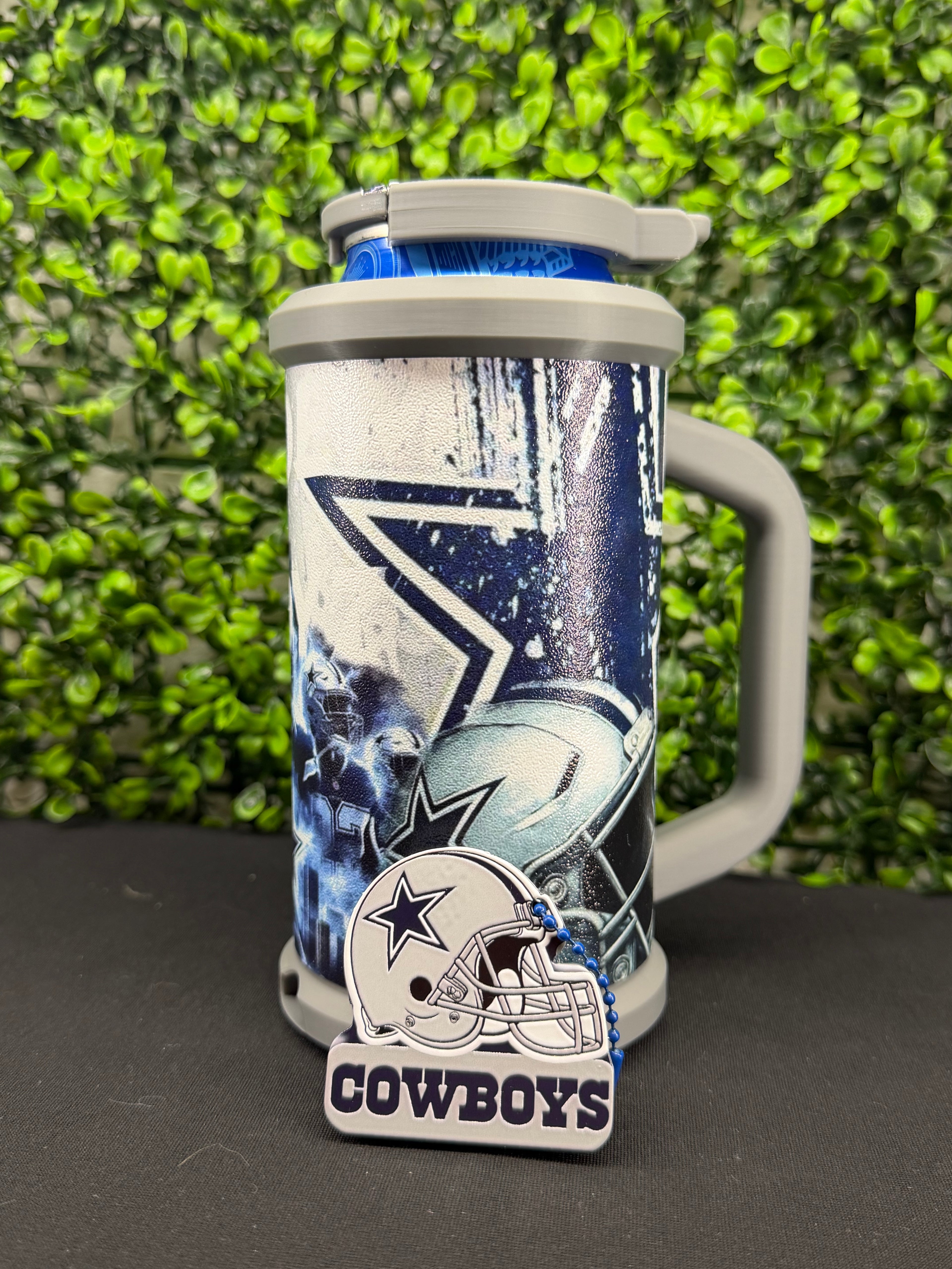 16oz can holder with lid and can opener